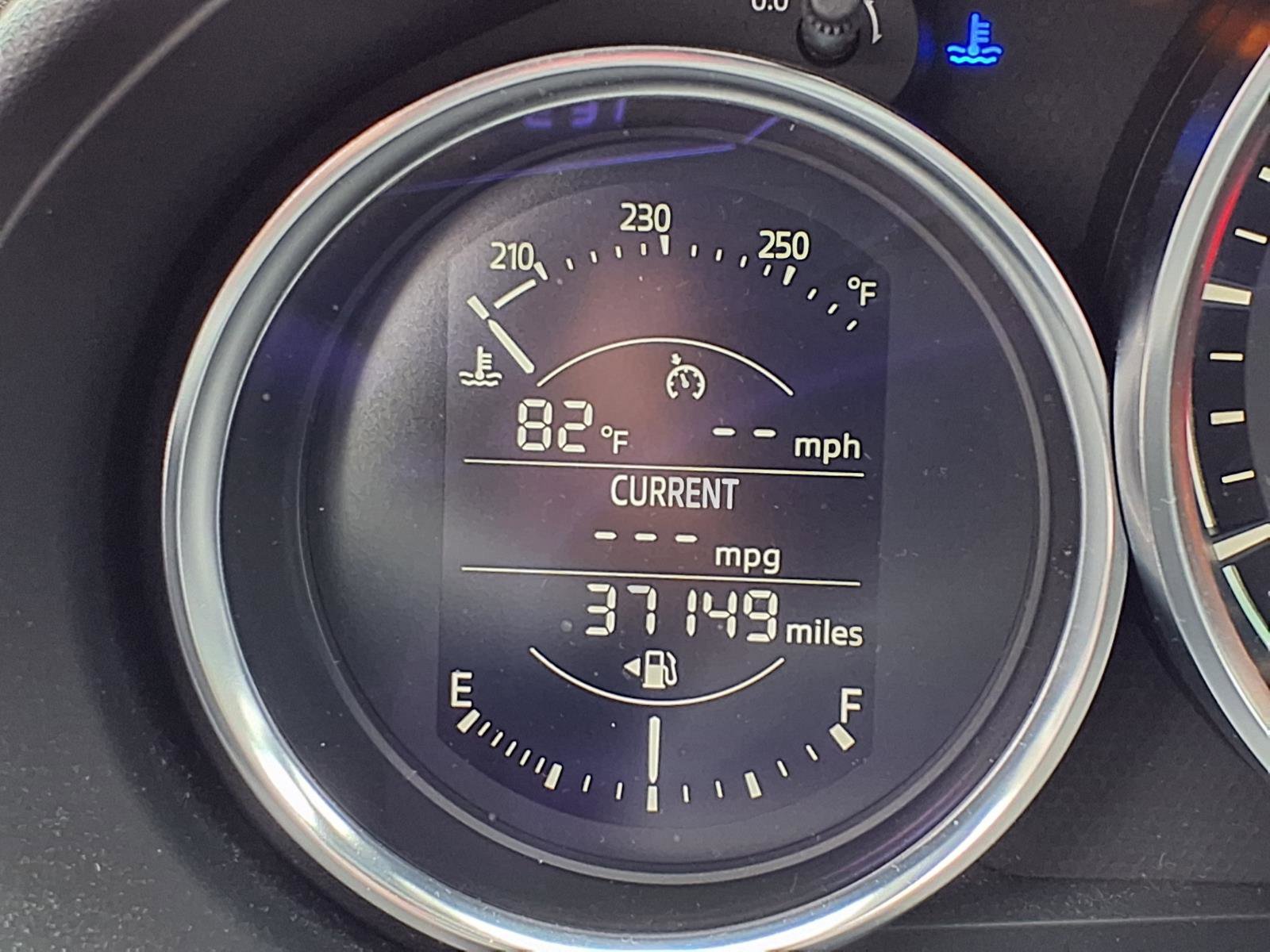 Used 2020 MAZDA MX-5 Miata Sport RWD image 15