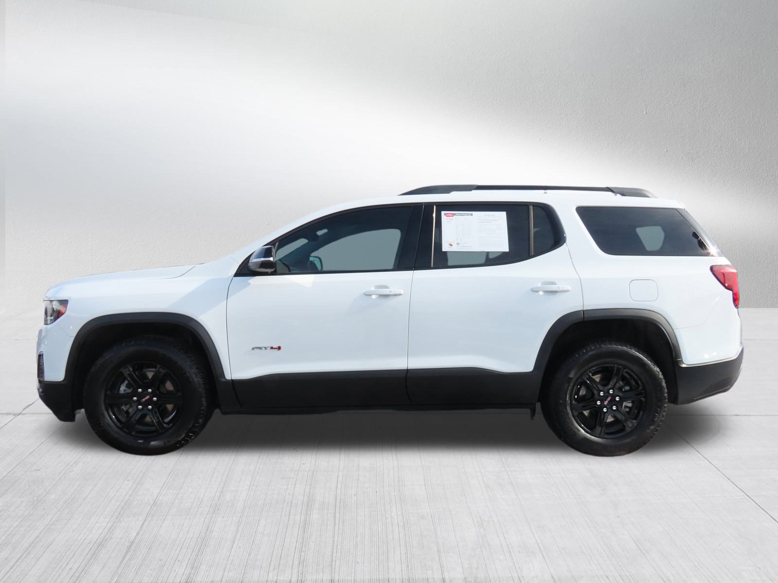 Used 2023 GMC Acadia AT4 w/ Technology Package image 4