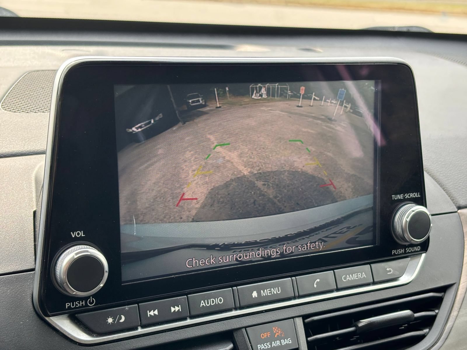 Used 2025 Nissan Altima 2.5 SV FWD image 21