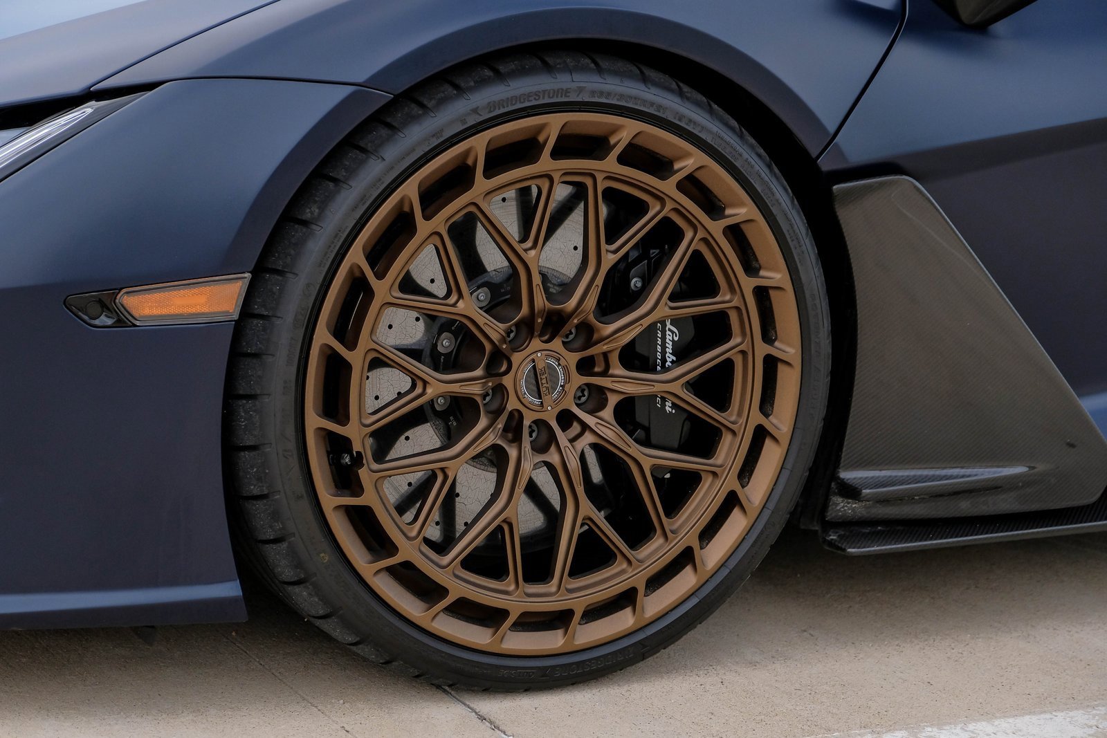 Used 2025 Lamborghini Revuelto image 61