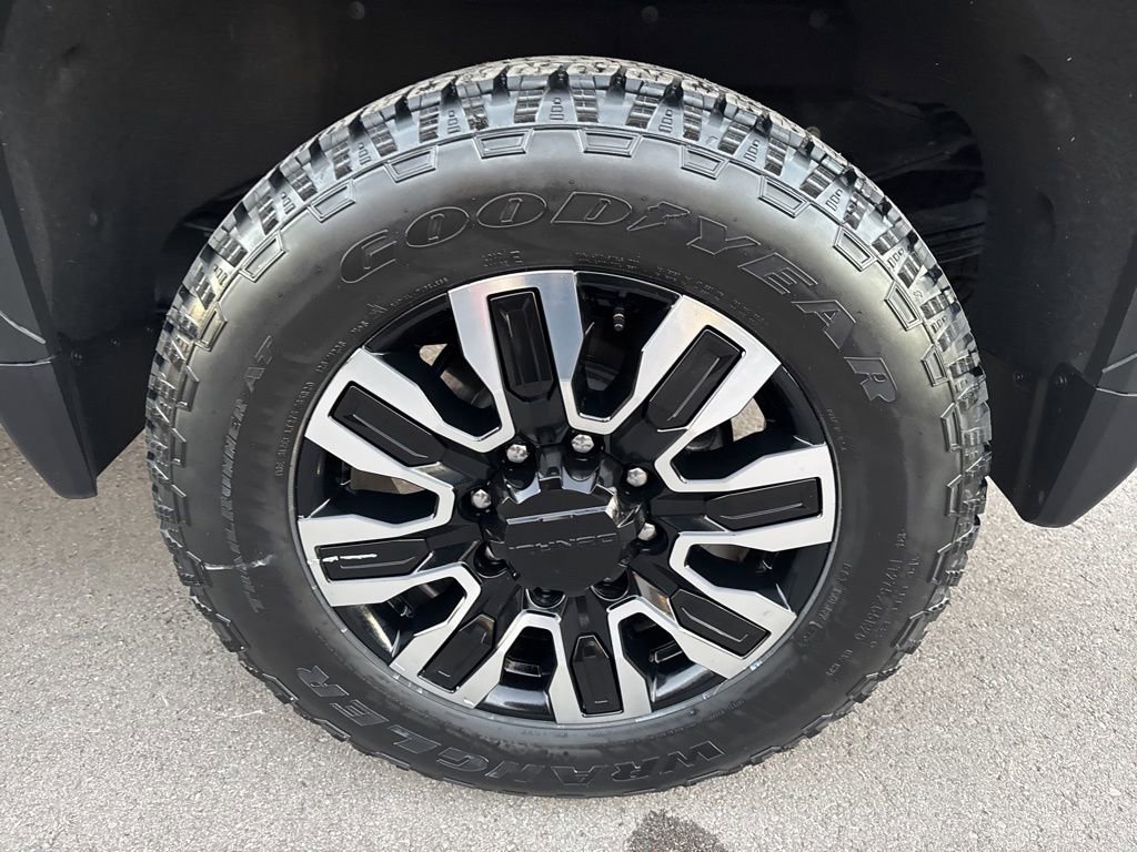 Used 2024 GMC Sierra 2500 Denali Ultimate w/ Max Trailering Package image 31