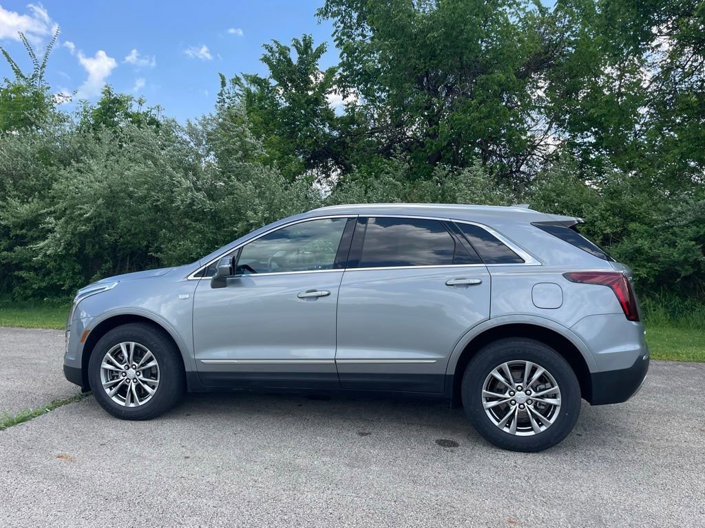 Certified 2023 Cadillac XT5 Premium Luxury w/ LPO, Floor Liner Package AWD/4WD image 6