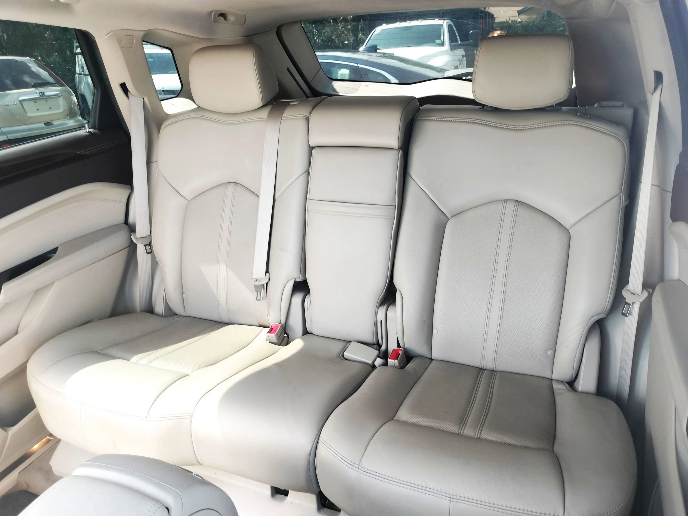 Used 2014 Cadillac SRX Premium image 24