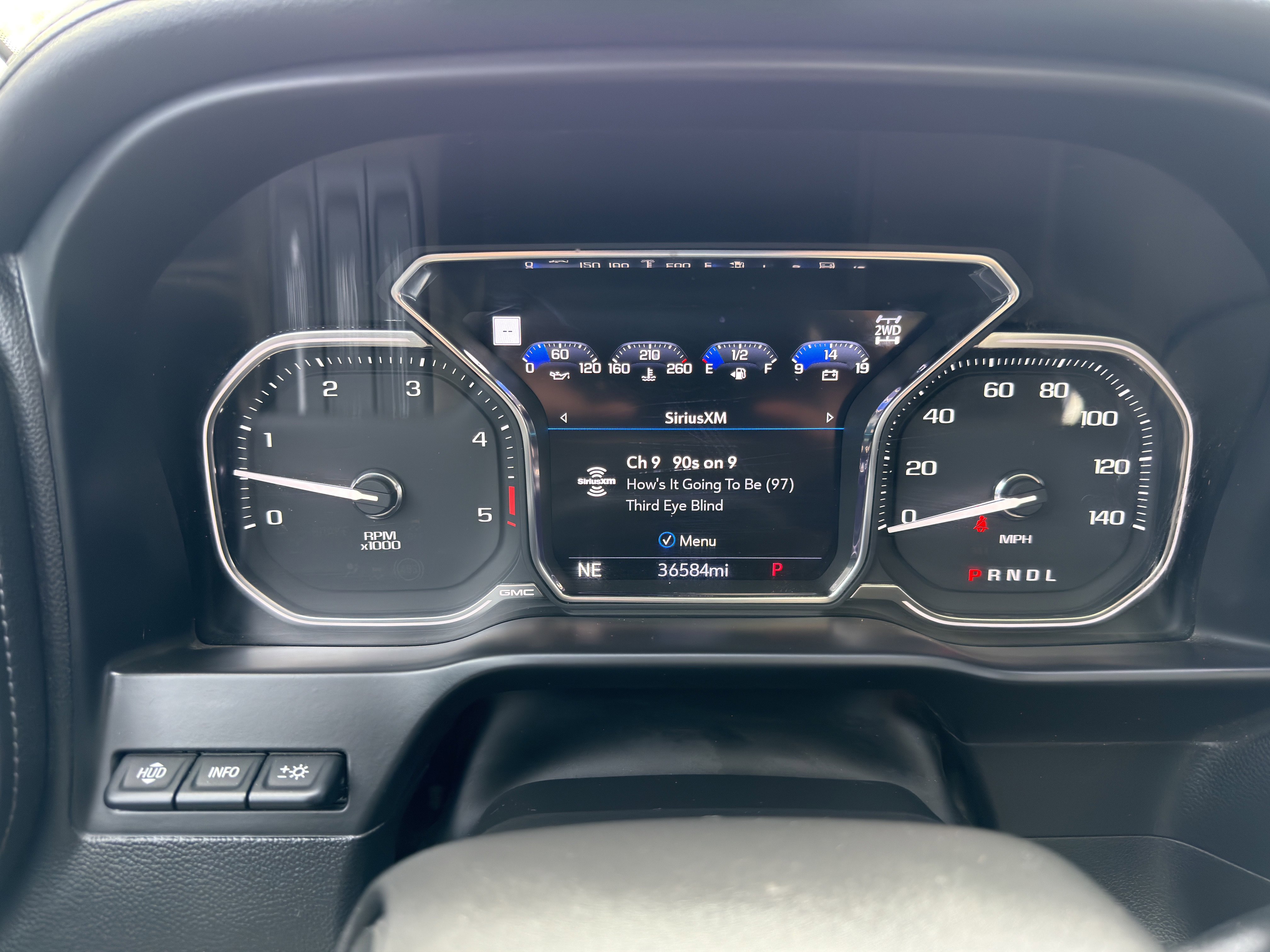 Used 2020 GMC Sierra 3500 Denali w/ Denali Ultimate Package AWD/4WD image 38