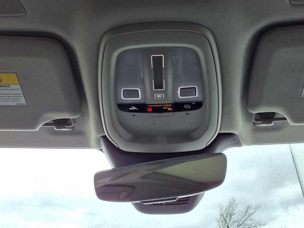 Used 2023 Volvo S90 B6 Ultimate w/ Protection Package Premier image 21