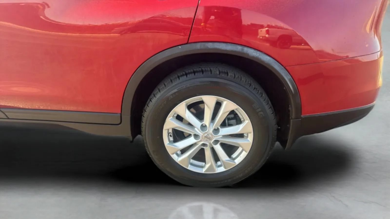 Used 2016 Nissan Rogue SV FWD image 43