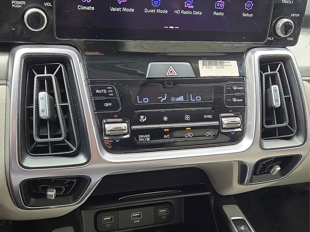 Used 2022 Kia Sorento S image 28