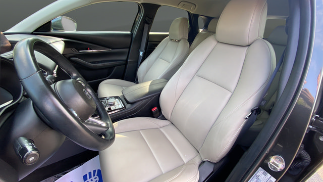Used 2023 MAZDA CX-30 AWD 2.5 S w/ Preferred Package image 9