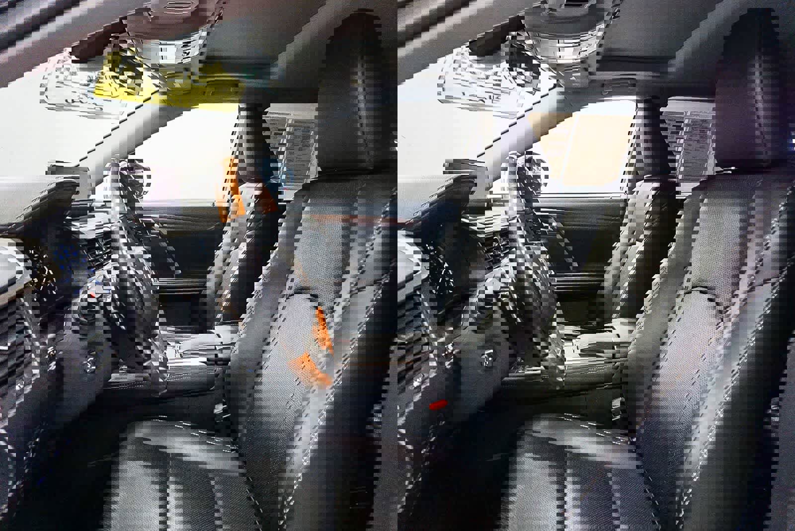 Certified 2020 Lexus RX 350L FWD w/ Premium Package image 18