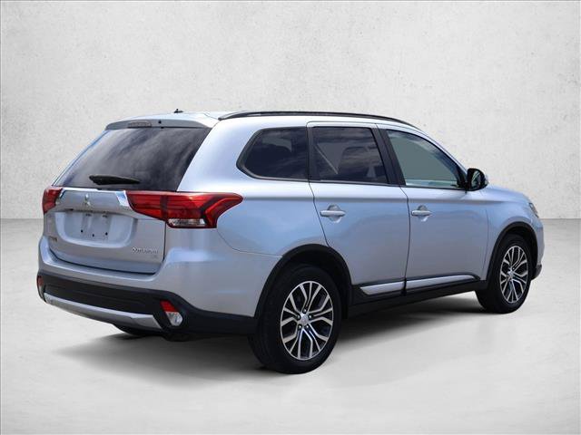 Used 2016 Mitsubishi Outlander SE AWD/4WD image 5