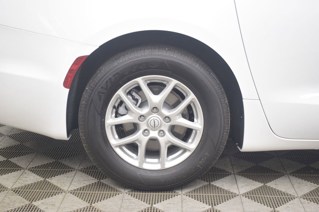 New 2025 Chrysler Pacifica Select image 6