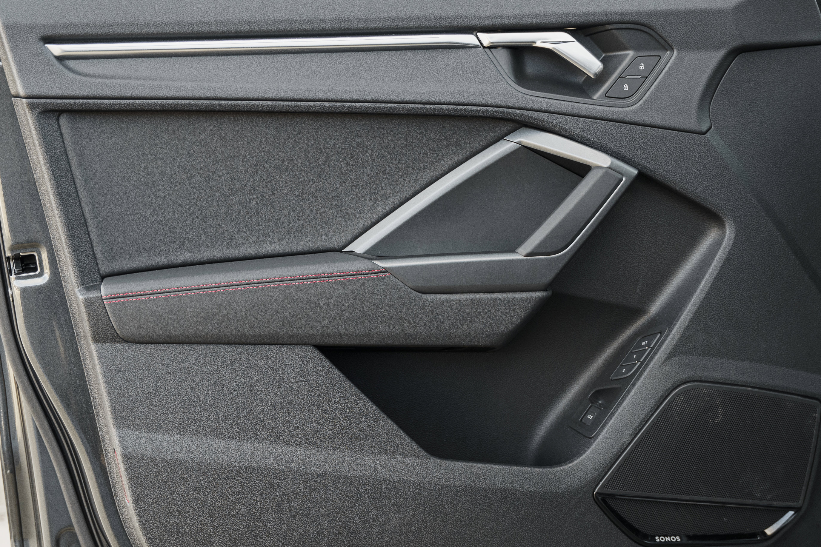 Certified 2025 Audi Q3 2.0T Premium Plus w/ Premium Plus Package image 22