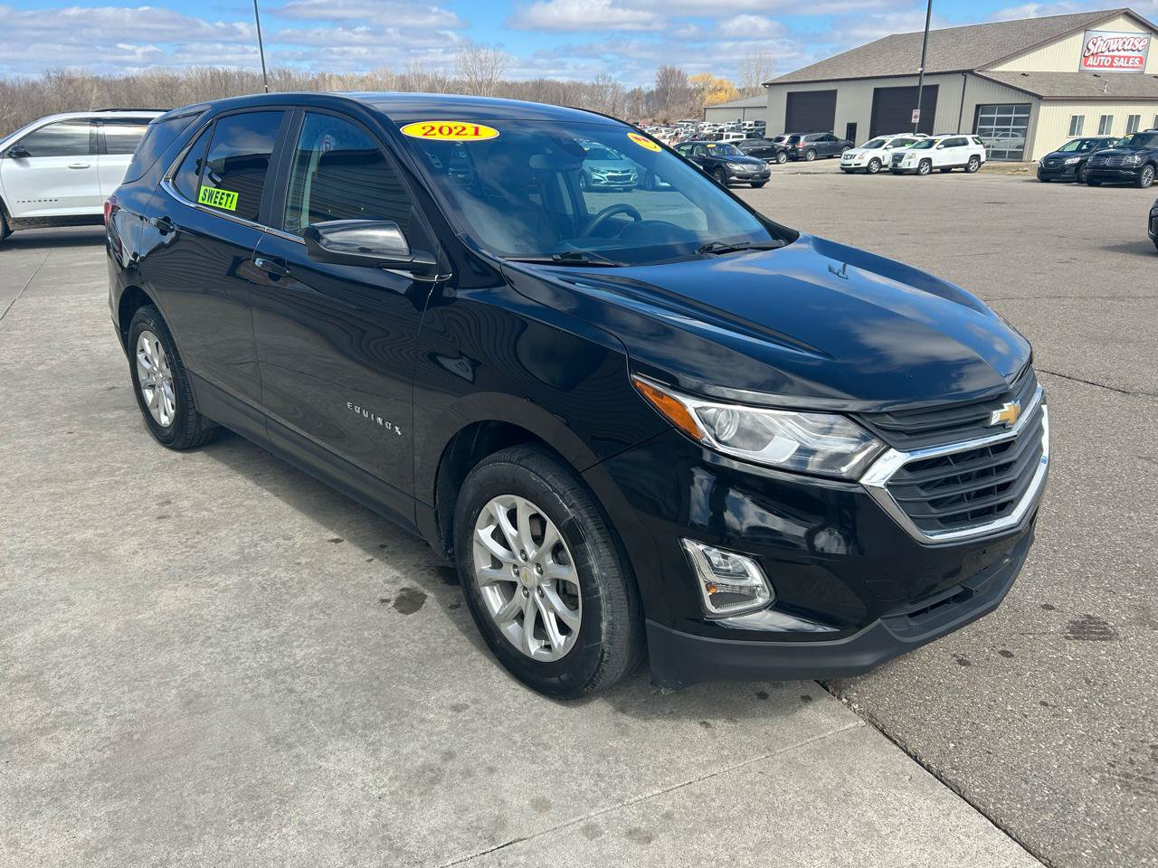 Used 2021 Chevrolet Equinox LT FWD image 3