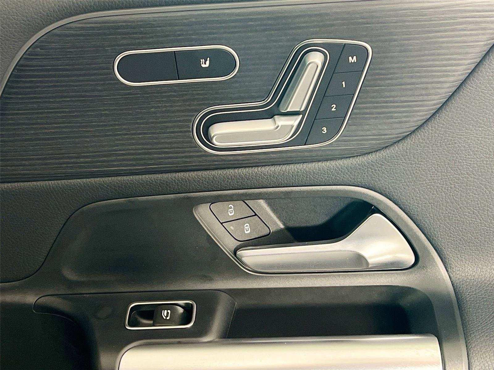 Certified 2026 Mercedes-Benz GLA 250 4MATIC image 31