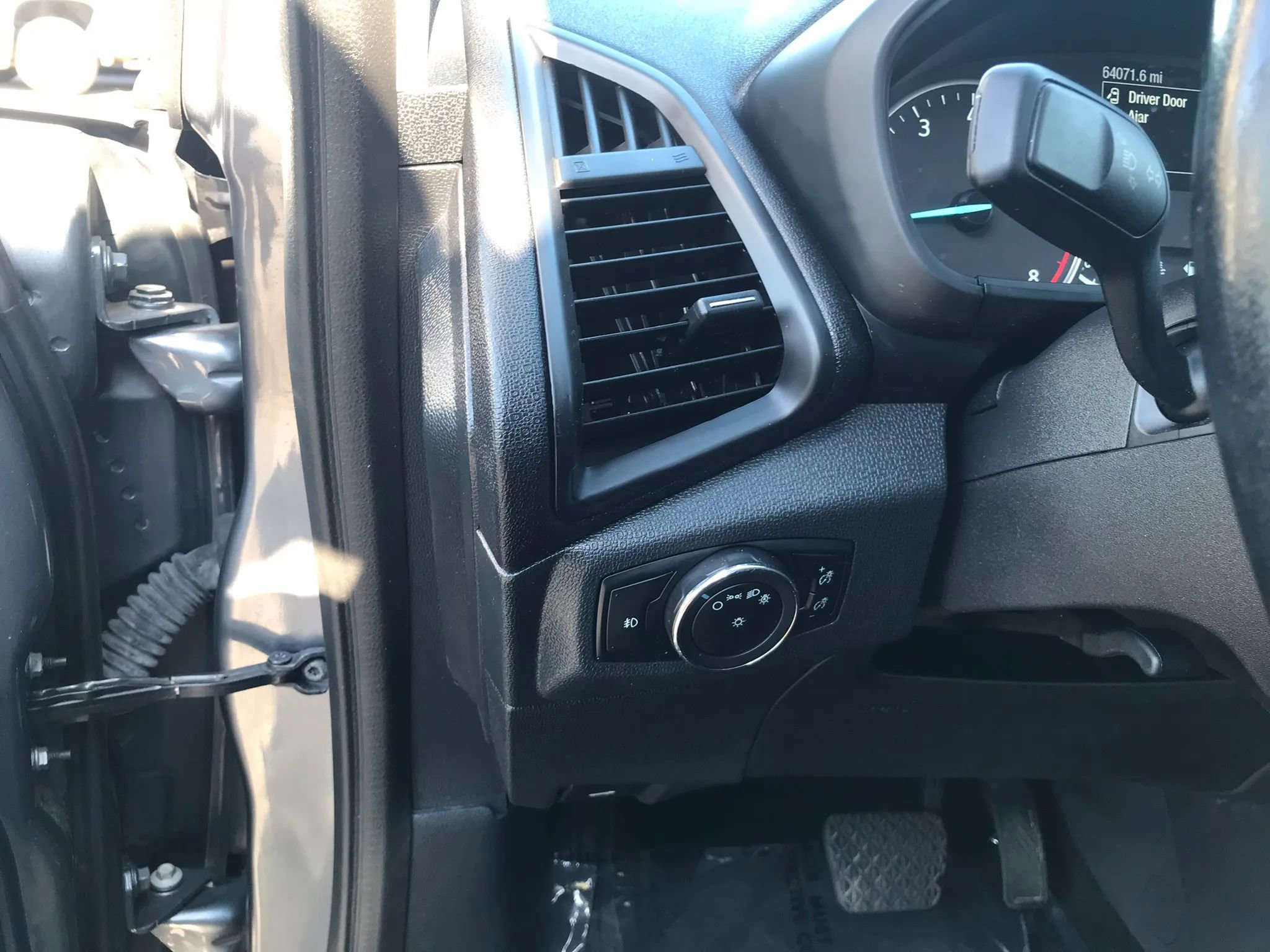 Used 2019 Ford EcoSport SE image 12