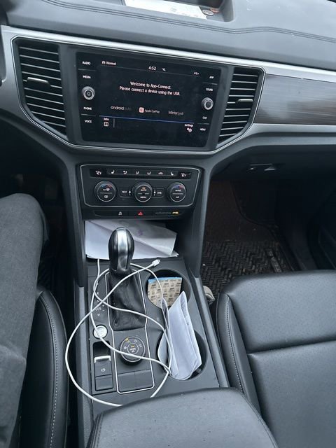 Used 2019 Volkswagen Atlas SE w/ Panoramic Sunroof Package image 15