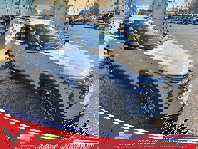 New 2026 Chevrolet Trax RS w/ Driver Confidence Package image 1