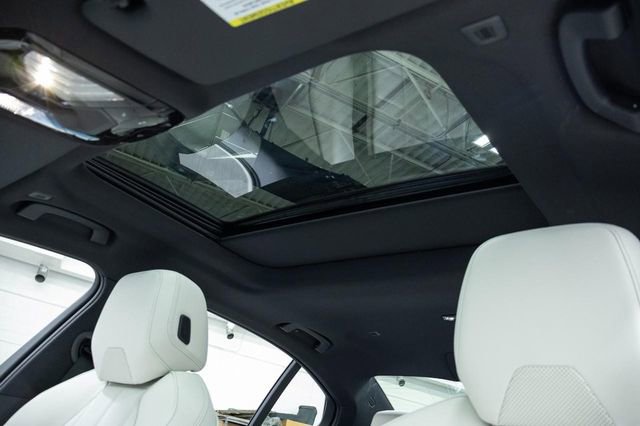 New 2026 BMW 530i xDrive image 16