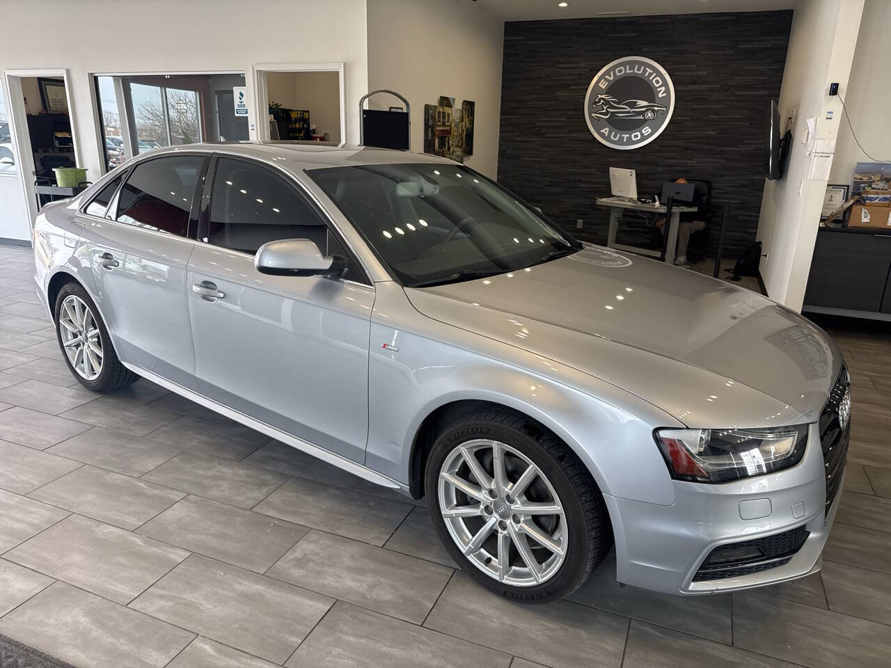 Used 2015 Audi A4 2.0T Premium image 7