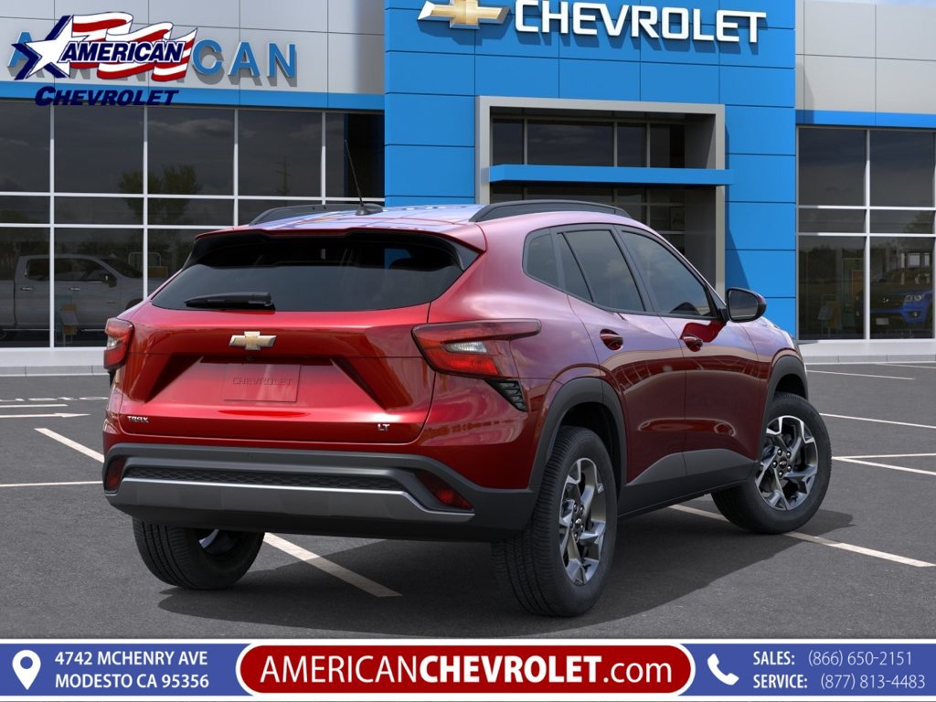 New 2026 Chevrolet Trax LT FWD image 5