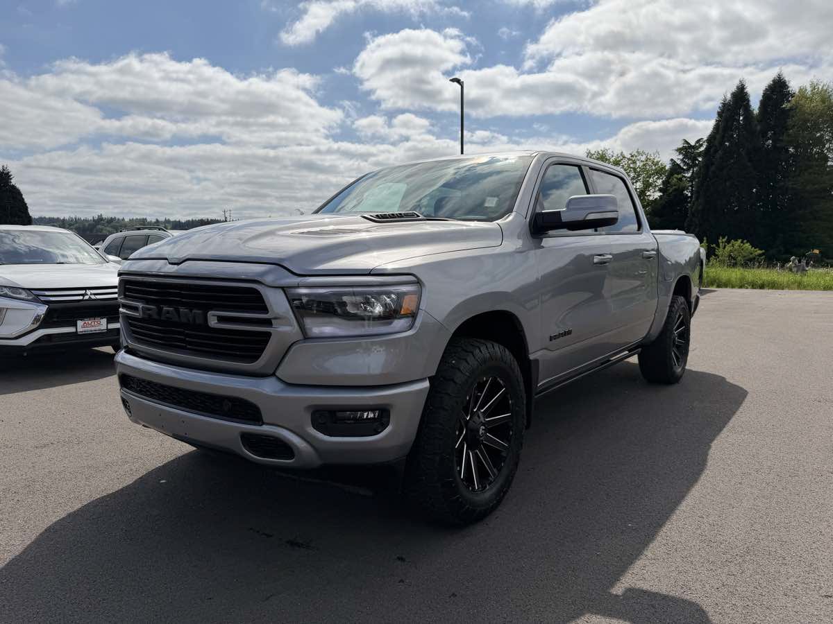Used 2019 RAM 1500 Sport w/ Level 2 Equipment Group AWD/4WD image 4