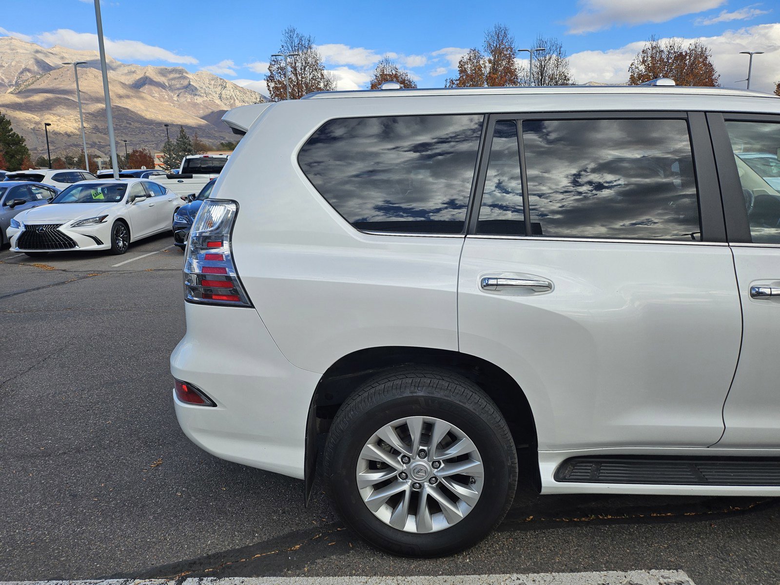 Used 2023 Lexus GX 460 Premium image 8