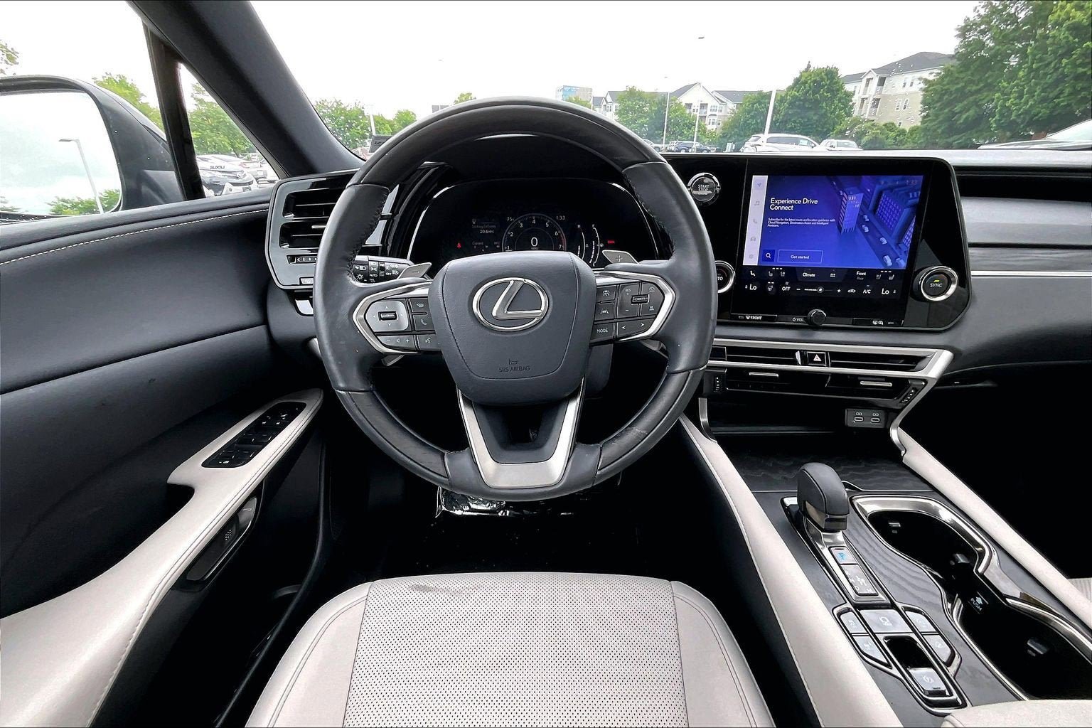 Used 2023 Lexus RX 350 Premium w/ Accessory Package AWD/4WD image 5