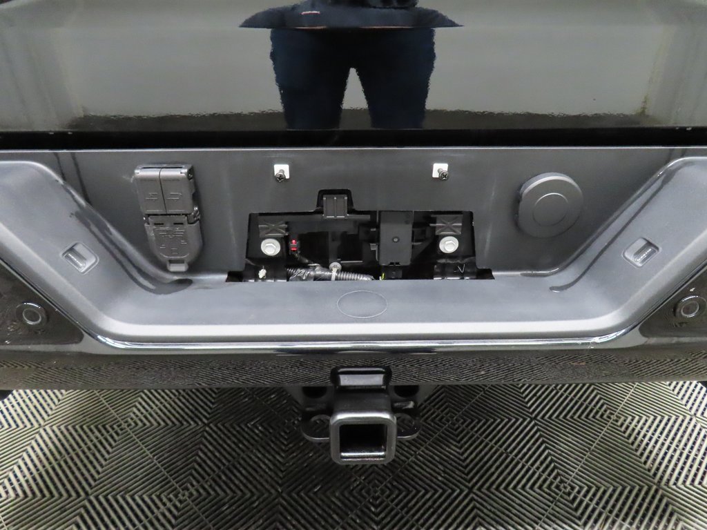 Used 2025 Chevrolet Silverado 1500 High Country w/ Midnight Edition image 46