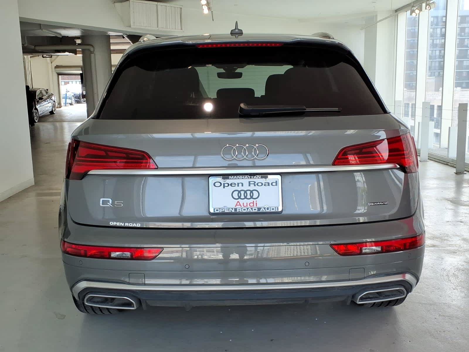 Used 2023 Audi Q5 2.0T Premium Plus w/ Premium Plus Package AWD/4WD image 5