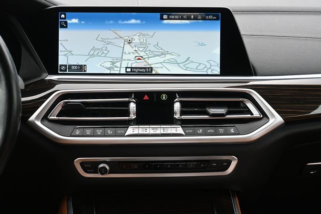 Used 2021 BMW X5 M50i w/ Dynamic Handling Package image 17