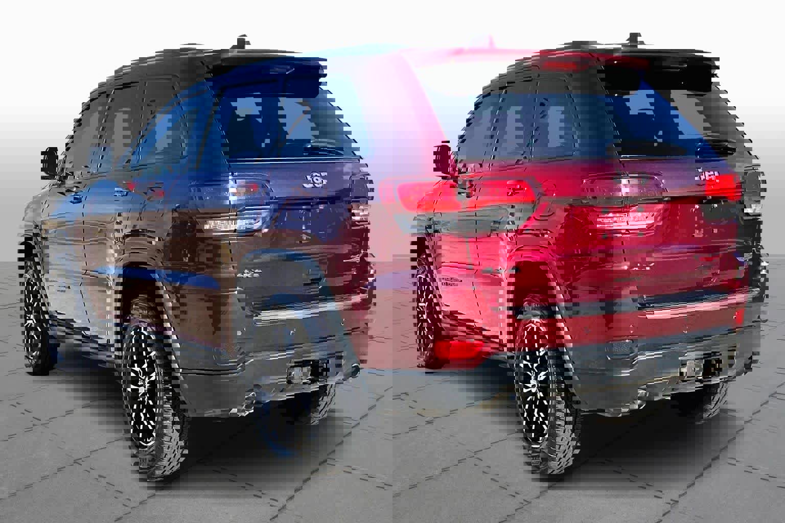 Used 2018 Jeep Grand Cherokee Trailhawk image 11