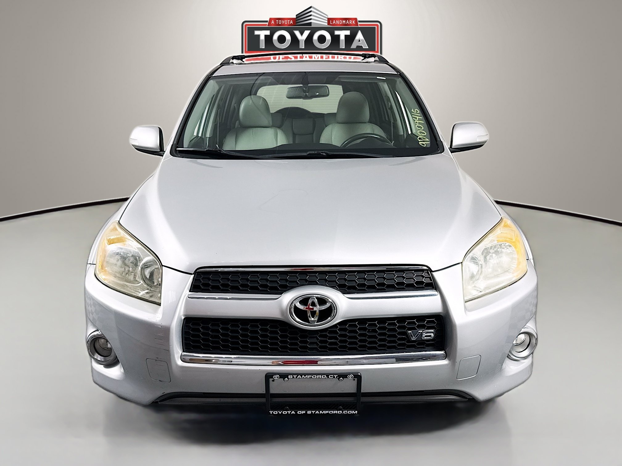 Used 2009 Toyota RAV4 Limited AWD/4WD image 2