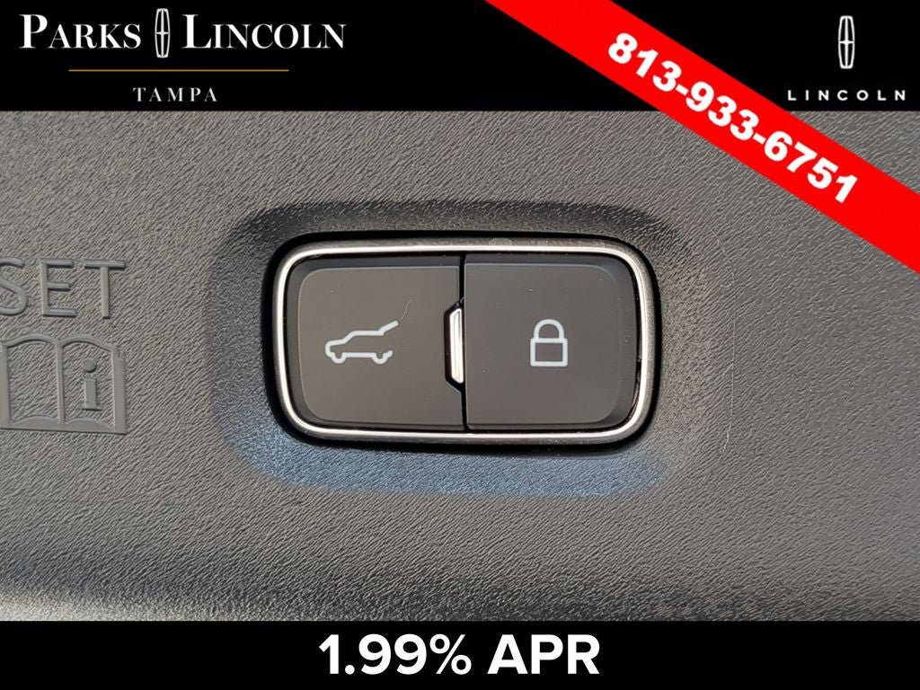 Certified 2025 Lincoln Navigator L Black Label w/ Black Label Special Edition AWD/4WD image 9