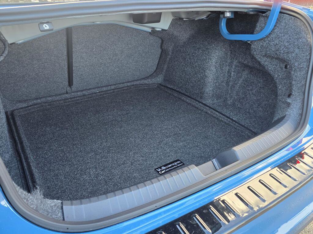 New 2026 Volkswagen Jetta GLI Autobahn image 18