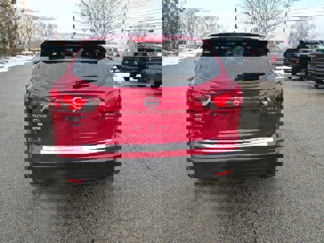 Used 2018 Nissan Rogue Sport SL w/ SL Premium Package image 6