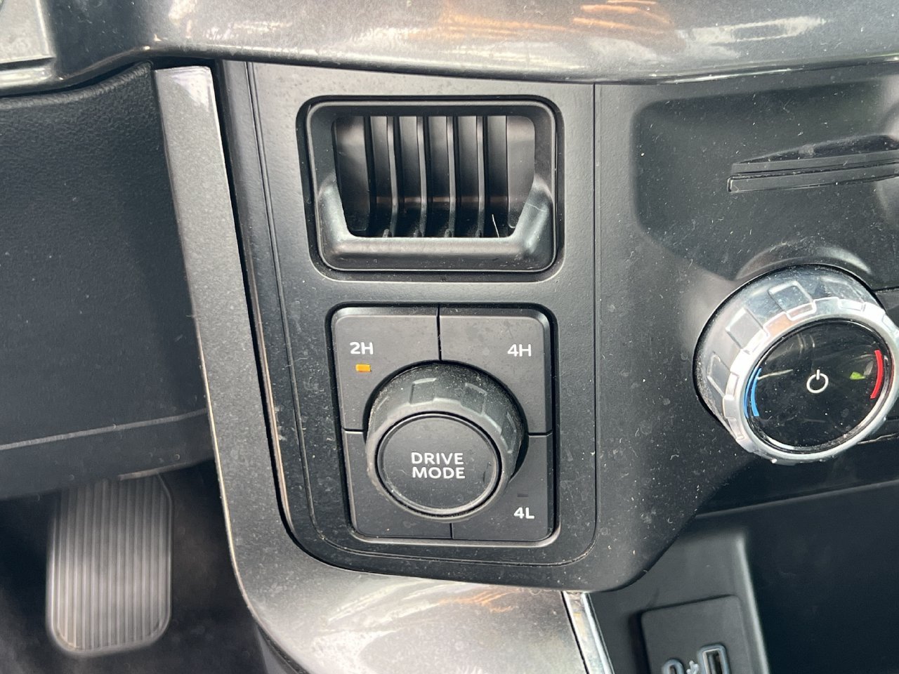 Used 2023 Ford F150 XLT w/ Equipment Group 302A High AWD/4WD image 10