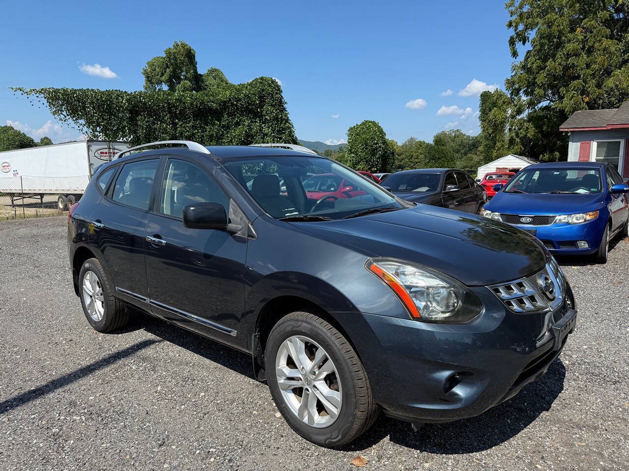 Used 2014 Nissan Rogue S w/ Convenience Package AWD/4WD image 11