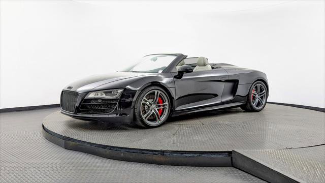 Used 2011 Audi R8 V10 w/ Enhanced Leather Pkg image 2