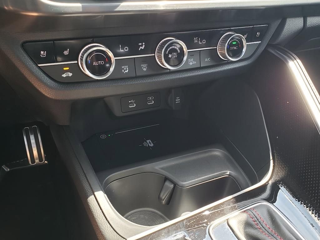 Certified 2025 Acura ADX A-Spec image 28