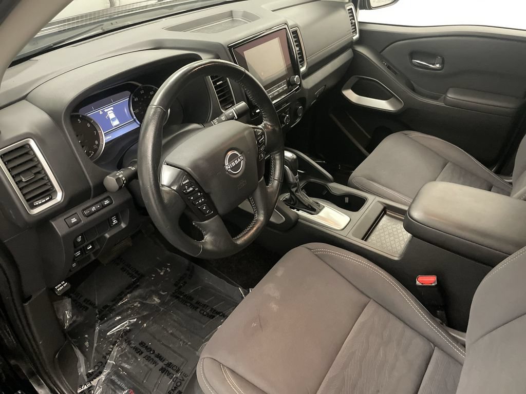 Used 2023 Nissan Frontier SV w/ SV Convenience Package AWD/4WD image 4