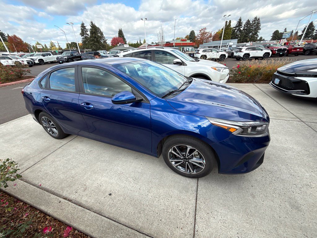 Used 2024 Kia Forte LXS FWD image 4