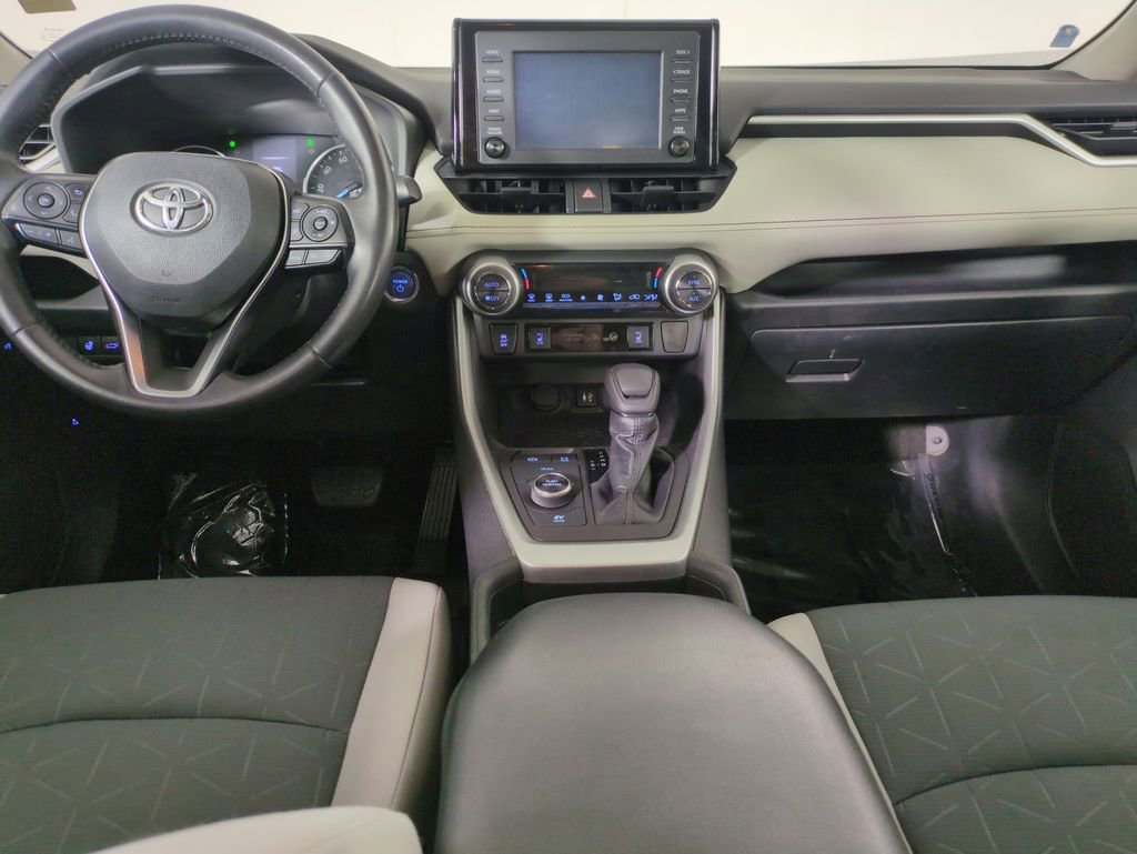 Used 2019 Toyota RAV4 XLE image 20