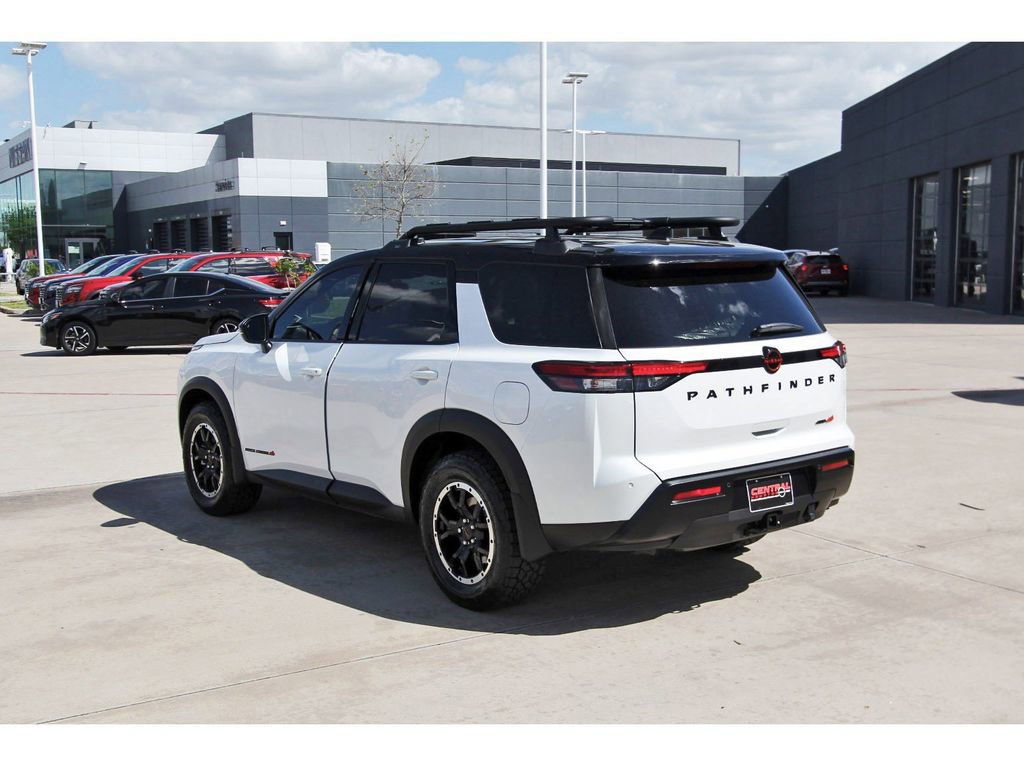 New 2026 Nissan Pathfinder Rock Creek image 4