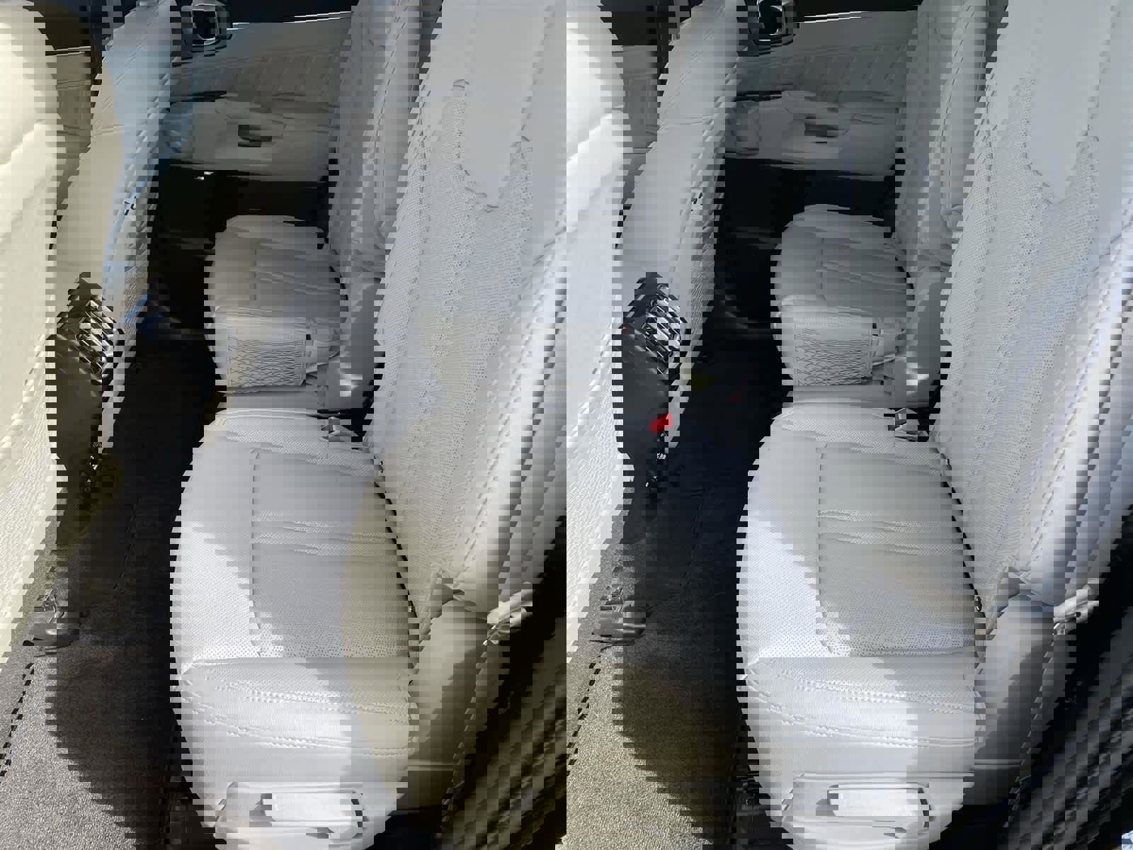 Used 2023 Kia Sorento SX Prestige w/ Panoramic Sunroof Package image 15