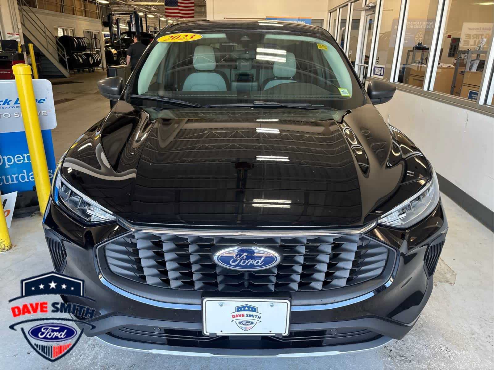 Certified 2023 Ford Escape Active AWD/4WD image 5