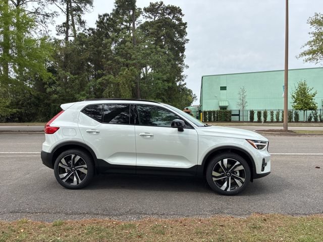 New 2026 Volvo XC40 B5 Ultra w/ Protection Package Premier AWD/4WD image 5