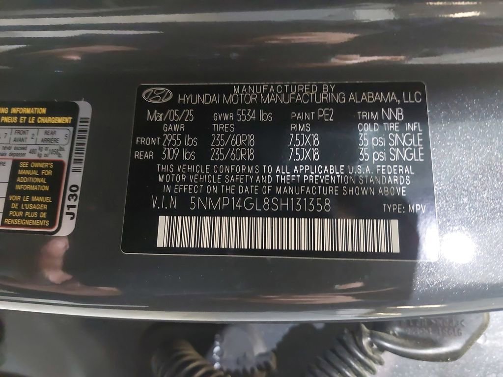 Used 2025 Hyundai Santa Fe SE FWD image 35