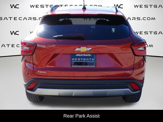 Used 2024 Chevrolet Trax LT w/ Driver Confidence Package image 10