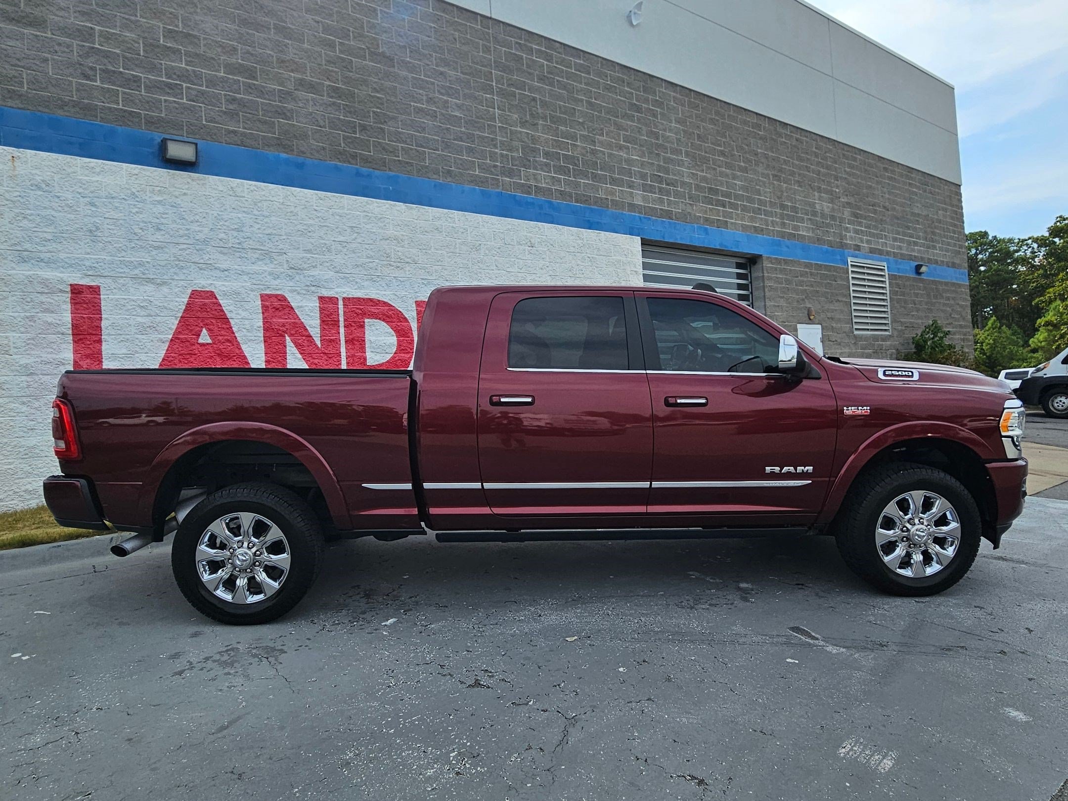 Used 2019 RAM 2500 Limited AWD/4WD image 8