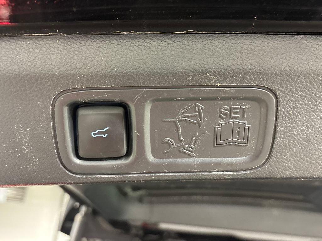 Used 2023 Ford Expedition Max Platinum RWD image 19